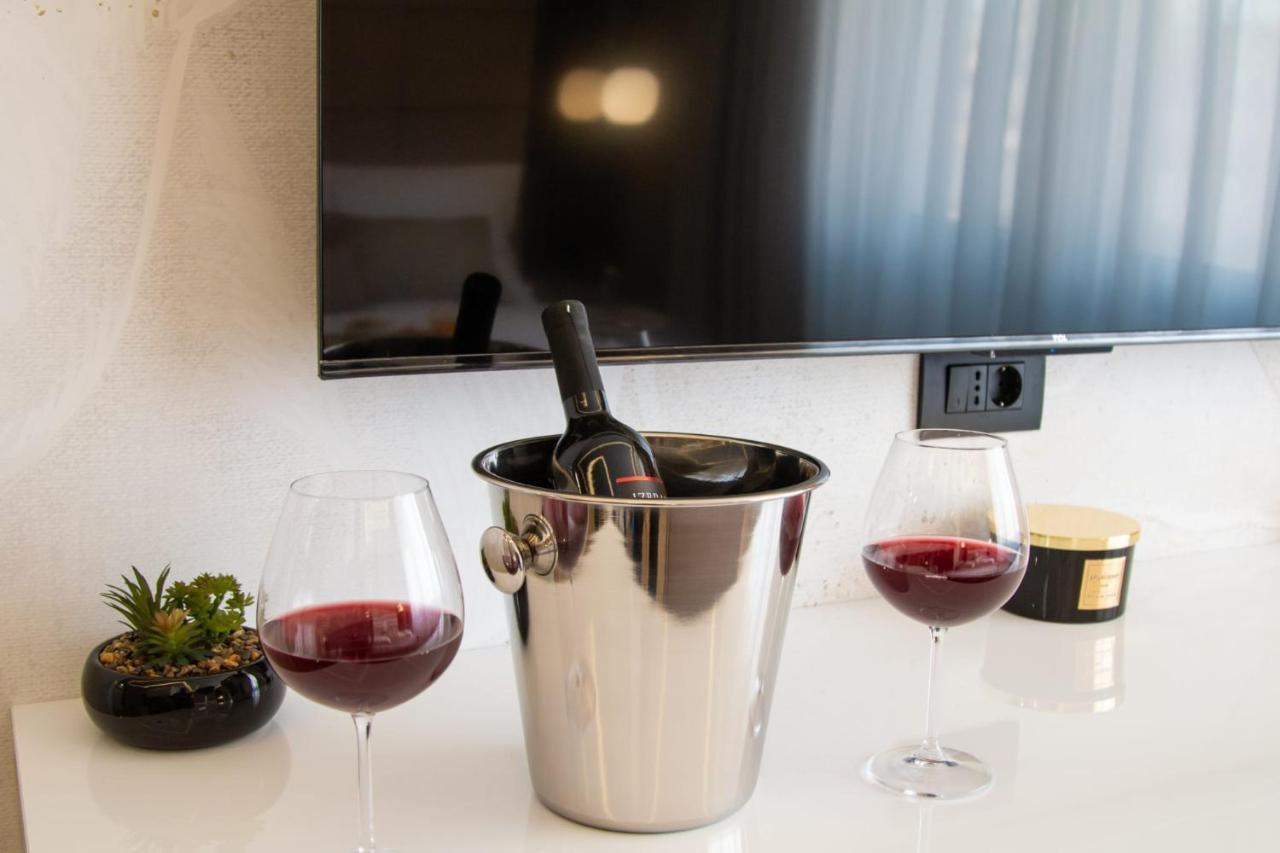 Sky Residence Split - Free Parking Eksteriør billede